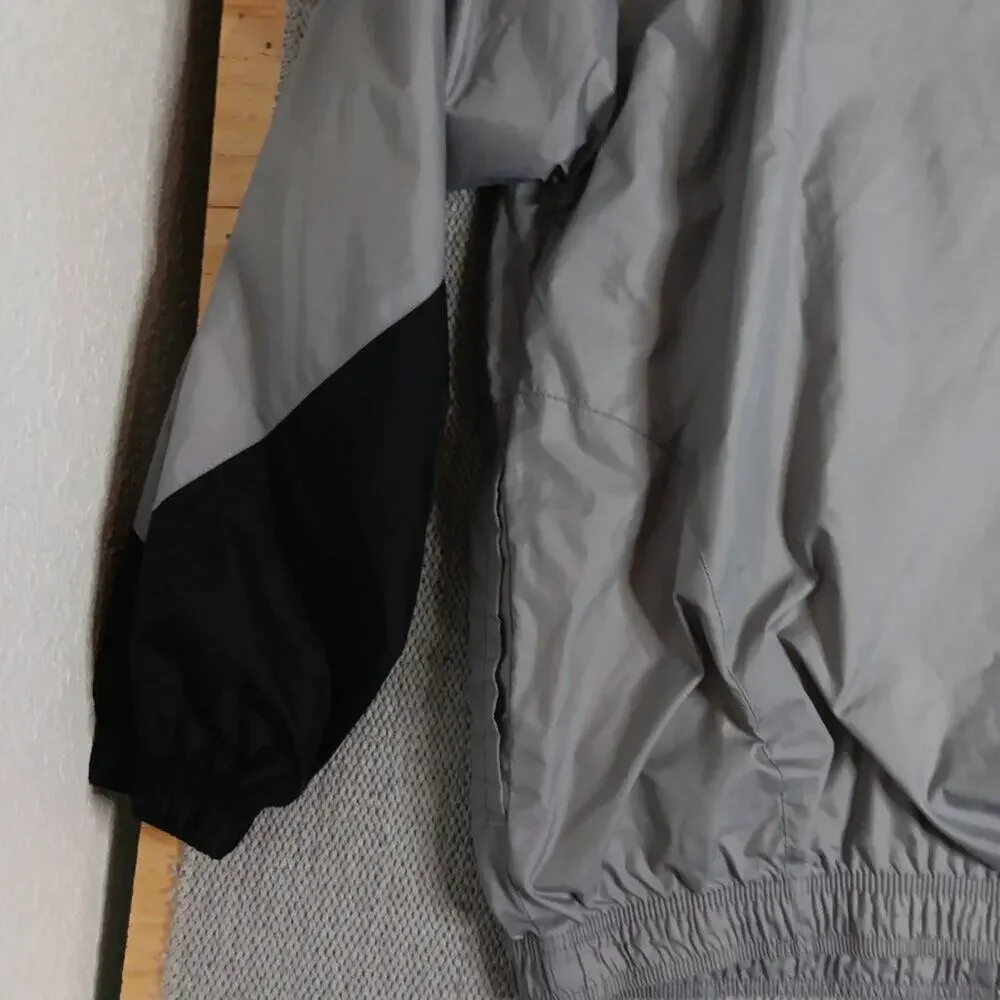 Wilson Vintage Windbreaker Jacket‎ Mens XL Gray/Black Nylon Logo Tennis Y2K Zip